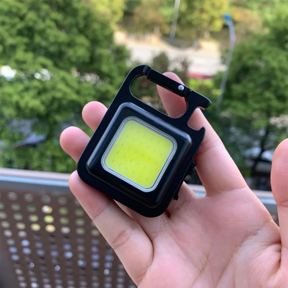 Torcia LED Portachiavi Multiuso